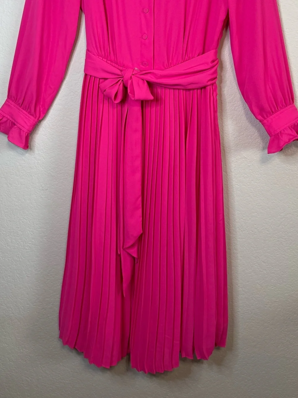 J Crew Tie Front Pleated Dress Pink Long Sleeve Button Front Style AK205 Size 2